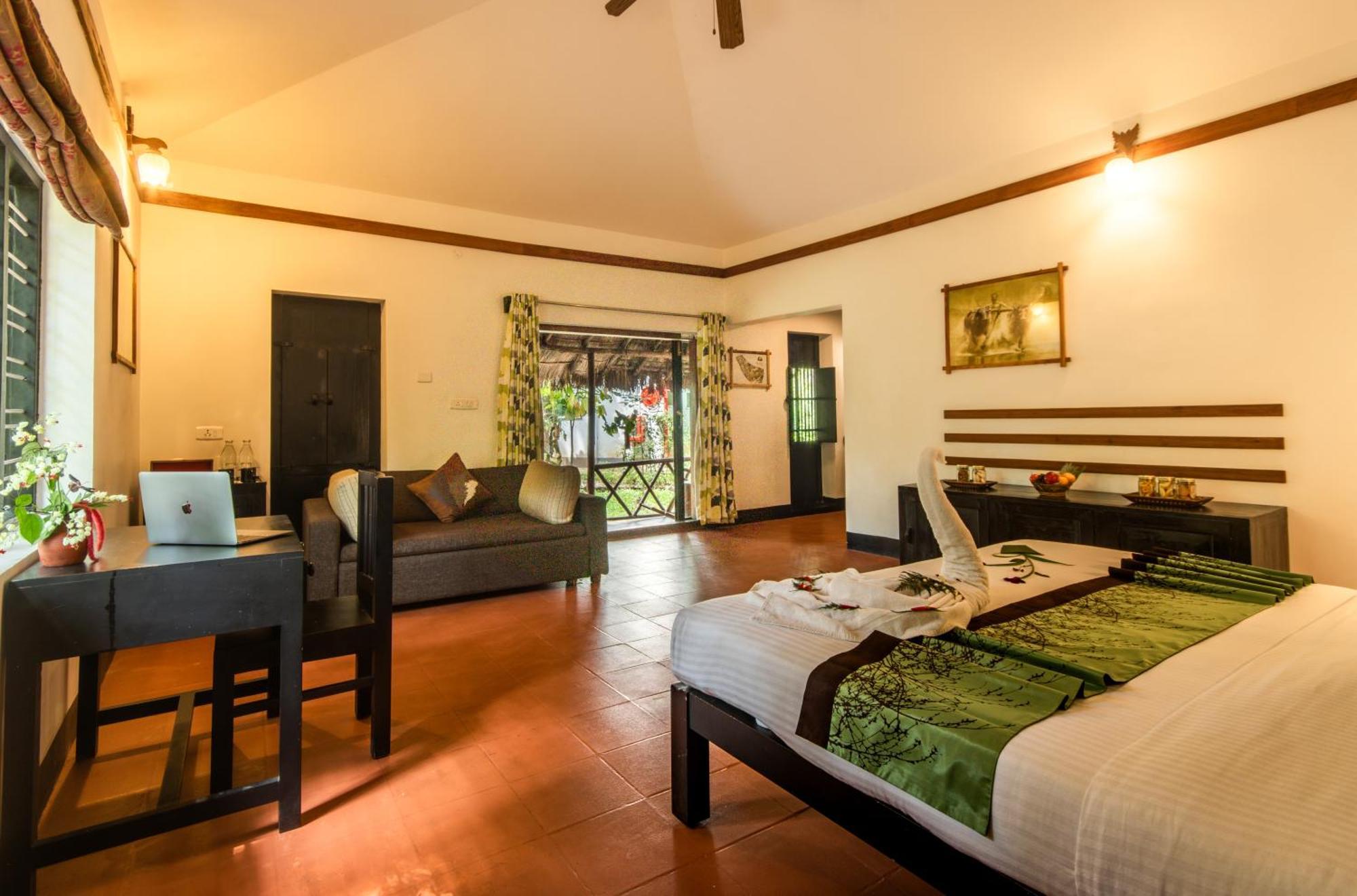 Amritara Shalimar Spice Garden & सहारा